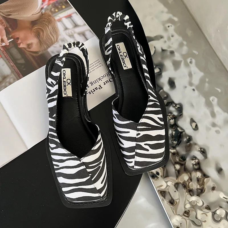 Ella™ Slip Ons - Eleganta och Bekväma Sandaler för Kvinnor